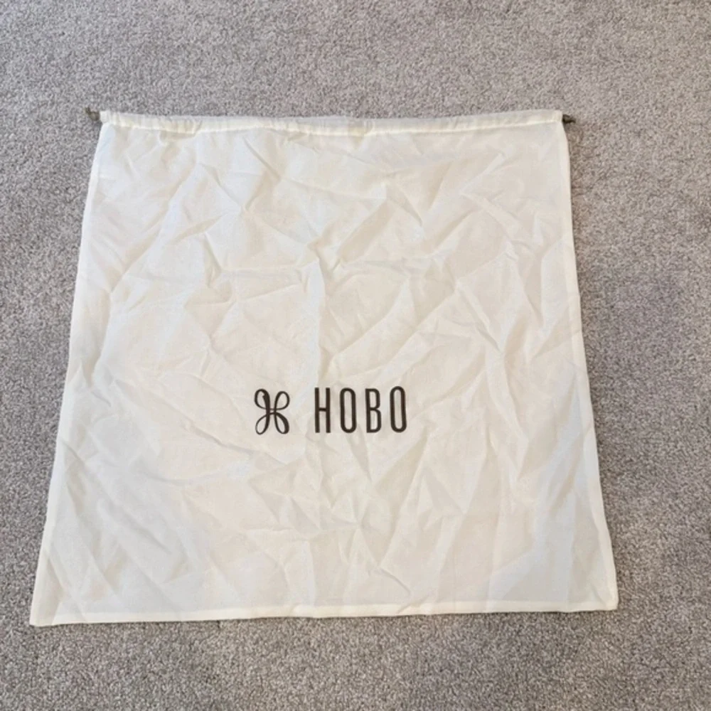 Hobo lightweight drawstring dust bag size 18.5” X 19”